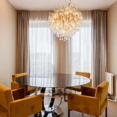 Fourty Three Luxury Serviced Apartments Düsseldorf Exterior photo A dining room