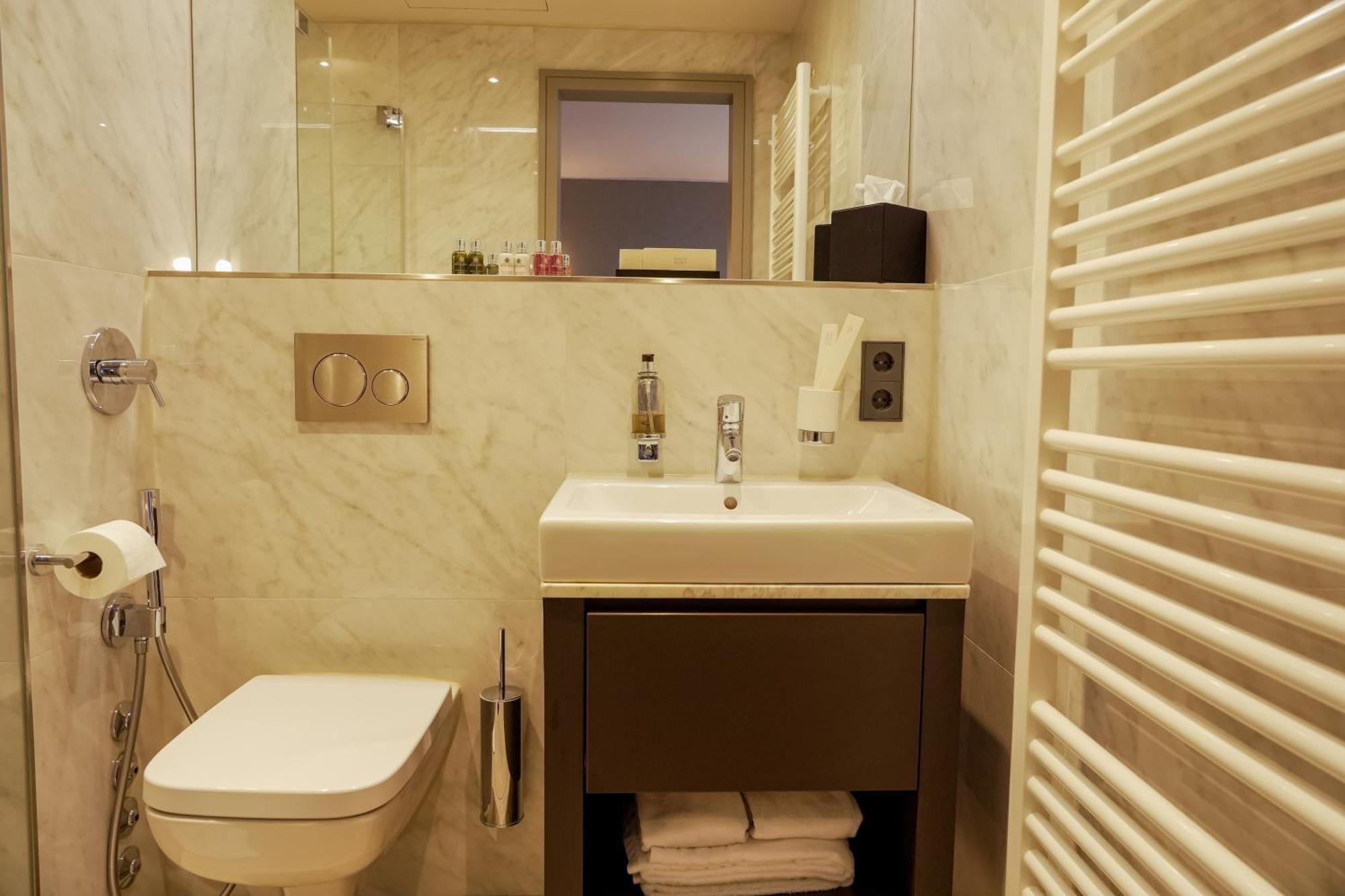 Fourty Three Luxury Serviced